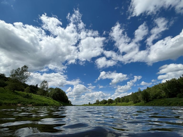 Дома недорого в деревне Кобелево река Угра в Смоленской